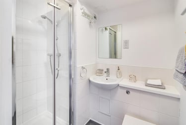 1 bed studio, Herne Hill, Brixton, London, SE249QH - Image 6